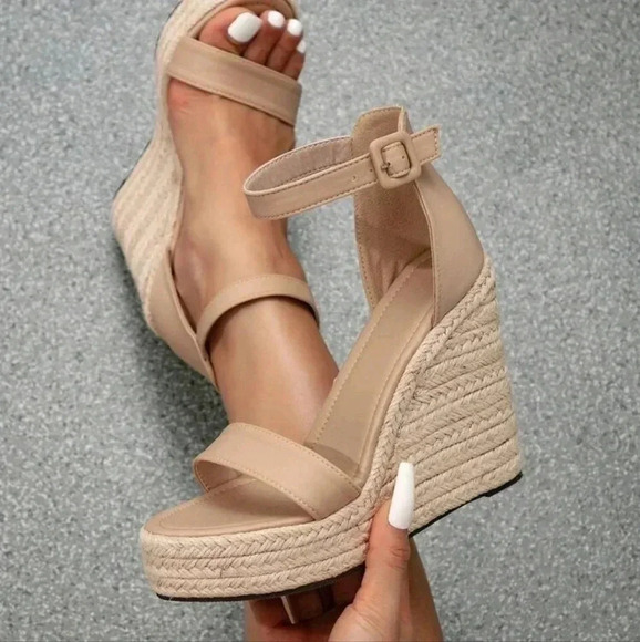 . Shoes - Women's Wedge Heeled Sandals With Thick Waterproof Platform, Straw Rope Design